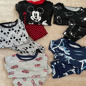 Toddler boys 4T pajama bundle Mickey Mouse Dinos and more lot of 10